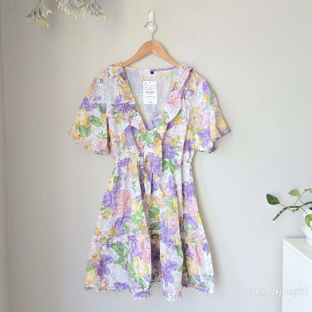Floral Plunge Neck Tie Front Flutter Sleeve Ruffle Trim Dress - Picture 14 of 14
